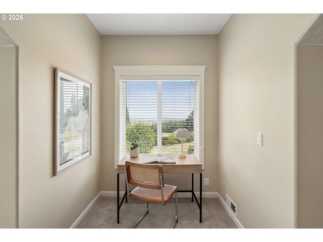 32907 Sw LAURELVIEW Rd, Hillsboro, OR 97123