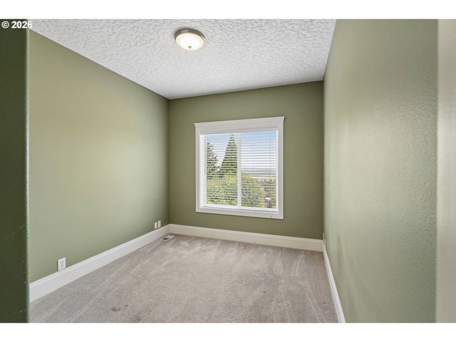 32907 Sw LAURELVIEW Rd, Hillsboro, OR 97123