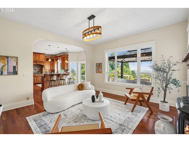 32907 Sw LAURELVIEW Rd, Hillsboro, OR 97123