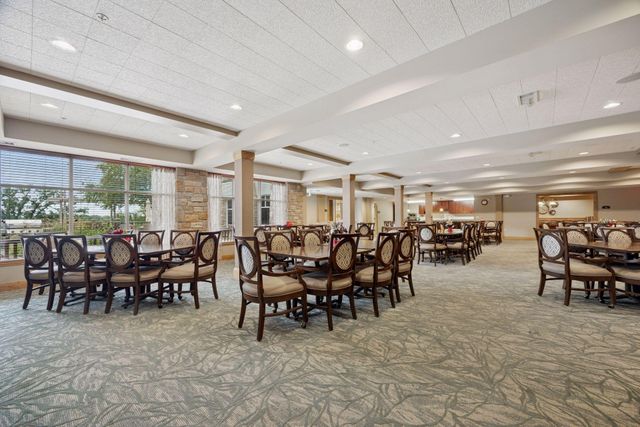 1900 Rush Lake Trail 416, New Brighton, MN 55112