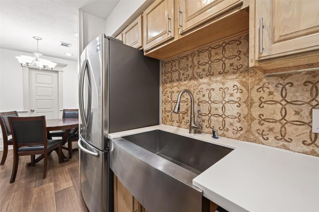 3684 Ocee Street, Houston, TX 77063