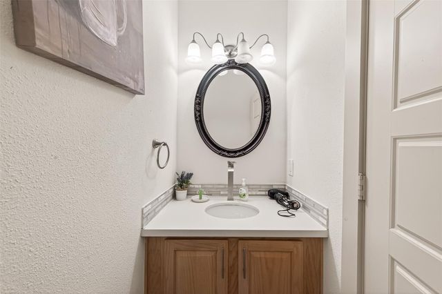 3684 Ocee Street, Houston, TX 77063