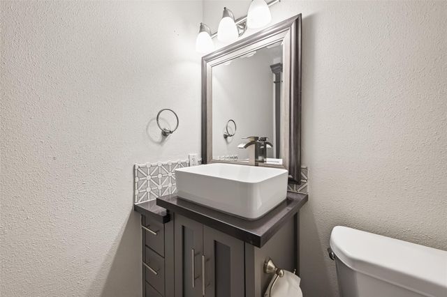 3684 Ocee Street, Houston, TX 77063