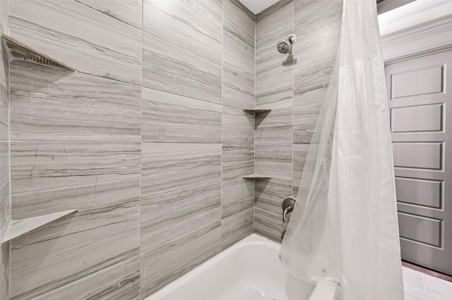 3684 Ocee Street, Houston, TX 77063