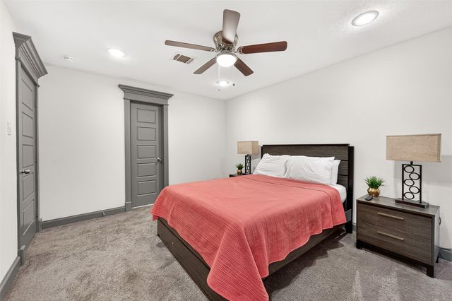 3684 Ocee Street, Houston, TX 77063