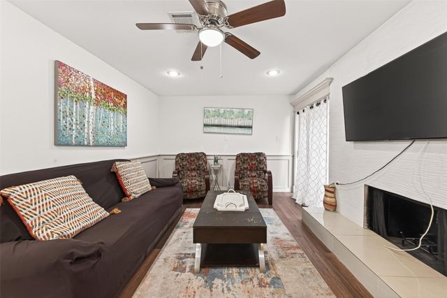 3684 Ocee Street, Houston, TX 77063