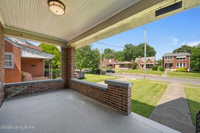 728 S 39th St, Louisville, KY 40211