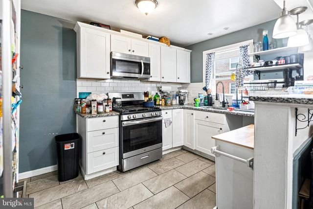 828 LAUREL RD, Lansdowne, PA 19050