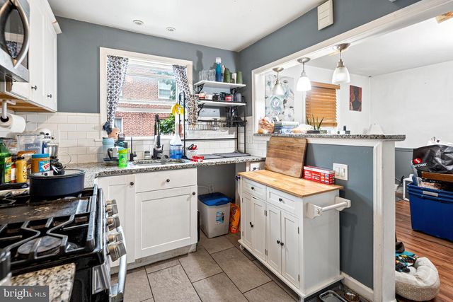 828 LAUREL RD, Lansdowne, PA 19050