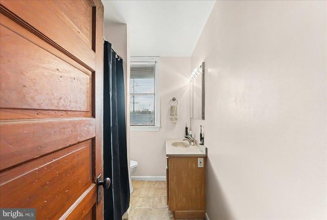 140 ISABEL AVE, Glenolden, PA 19036