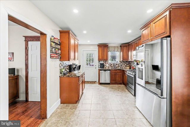 140 ISABEL AVE, Glenolden, PA 19036