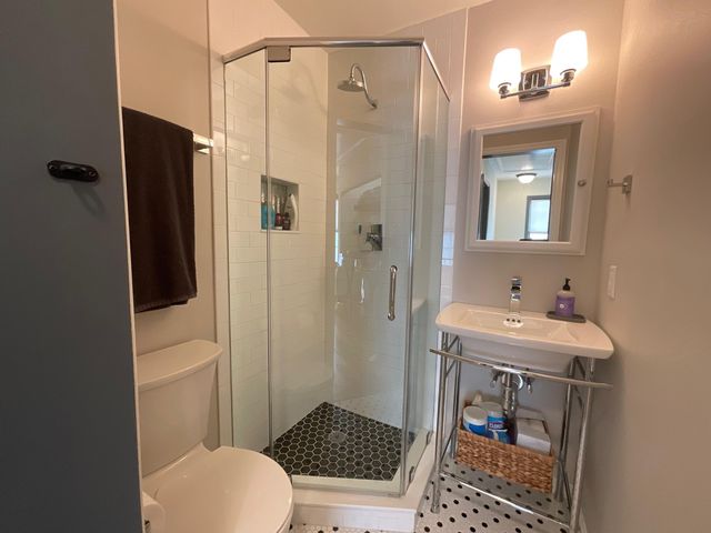 102 Beaufain Street B, Charleston, SC 29401