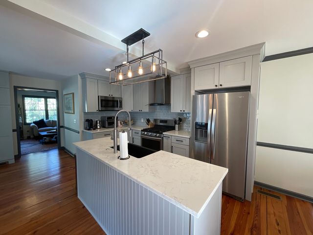 102 Beaufain Street B, Charleston, SC 29401