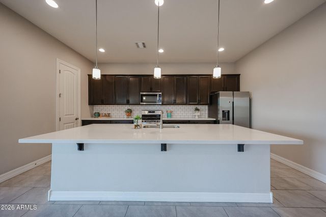 8829 S 167TH Drive, Goodyear, AZ 85338