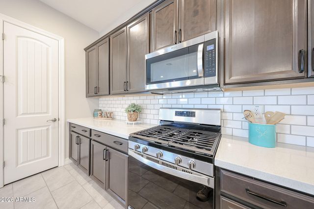 8829 S 167TH Drive, Goodyear, AZ 85338