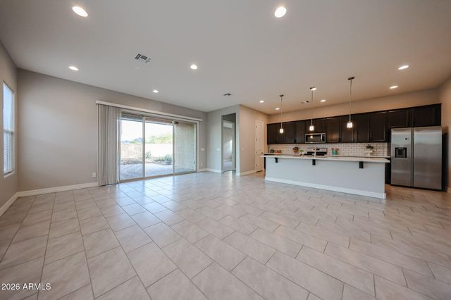 8829 S 167TH Drive, Goodyear, AZ 85338