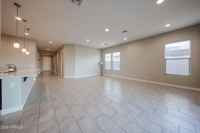 8829 S 167TH Drive, Goodyear, AZ 85338