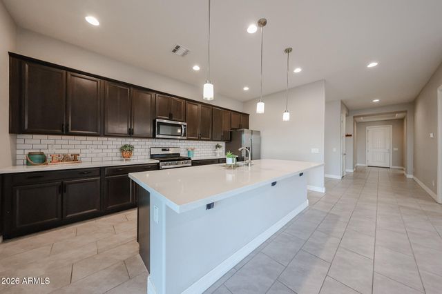 8829 S 167TH Drive, Goodyear, AZ 85338