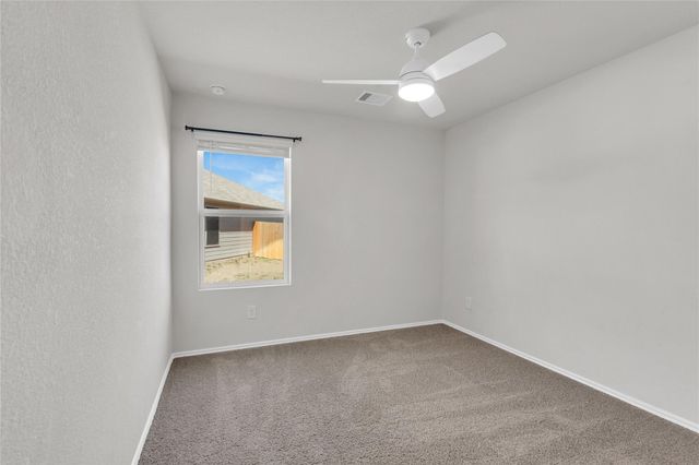 238 Sickle LOOP, Uhland, TX 78640