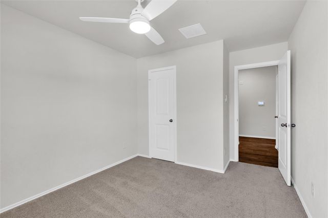 238 Sickle LOOP, Uhland, TX 78640