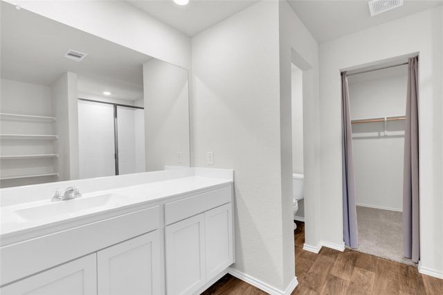 238 Sickle LOOP, Uhland, TX 78640