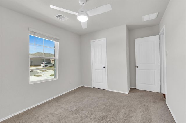 238 Sickle LOOP, Uhland, TX 78640