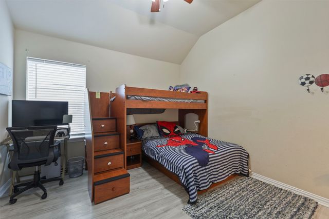 933 Ginger Trail, Desoto, TX 75115