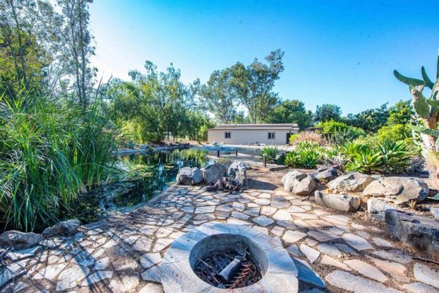 2730 Mountain View Drive, Escondido, CA 92027