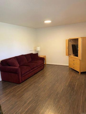 2730 Mountain View Drive, Escondido, CA 92027