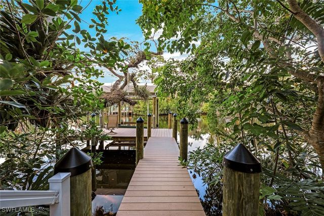 9976 Puopolo LN, Bonita Springs, FL 34135