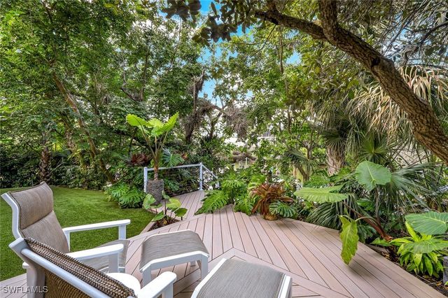 9976 Puopolo LN, Bonita Springs, FL 34135