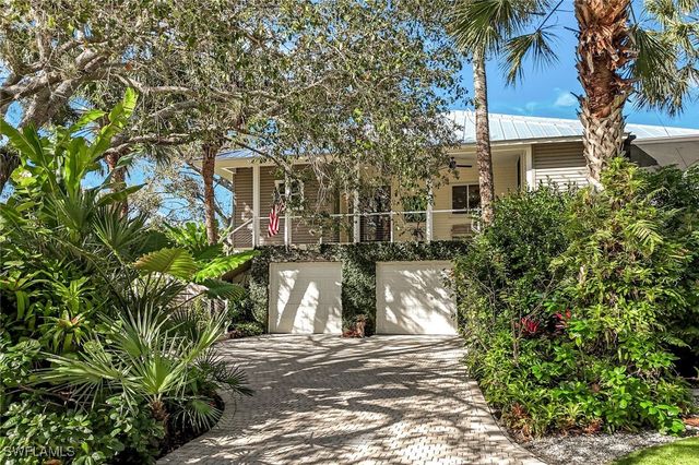 9976 Puopolo LN, Bonita Springs, FL 34135