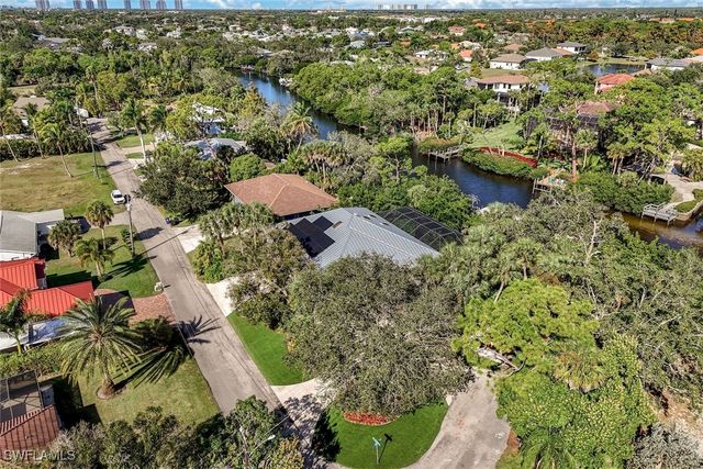 9976 Puopolo LN, Bonita Springs, FL 34135
