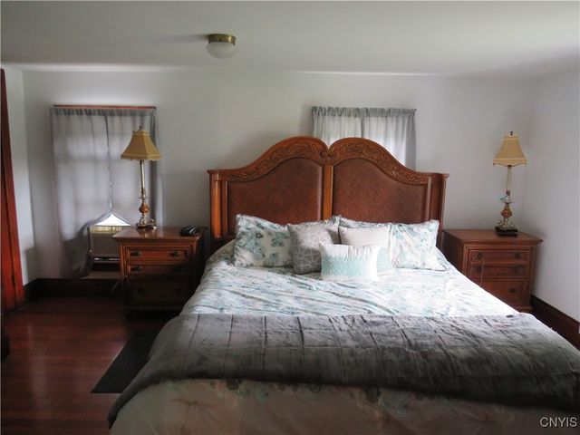 1196 Upper Lenox Avenue, Oneida, NY 13421