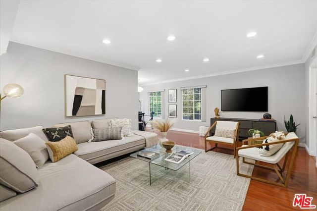 3010 Stoner Avenue, Los Angeles, CA 90066