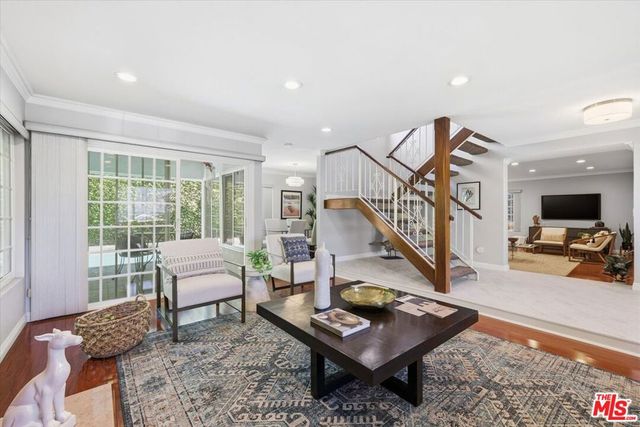 3010 Stoner Avenue, Los Angeles, CA 90066