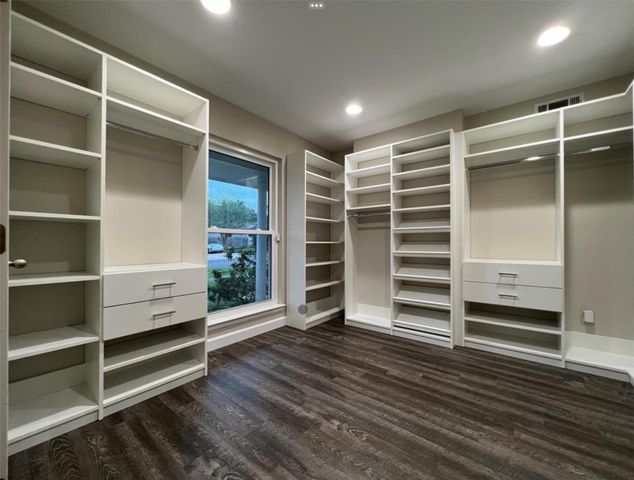 10404 Doering LN, Austin, TX 78750