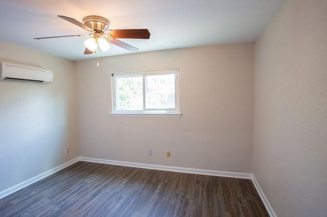 10404 Doering LN, Austin, TX 78750