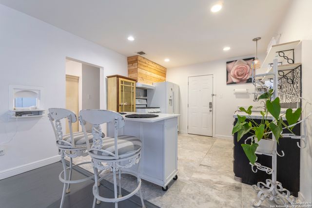 126 Benita St, San Antonio, TX 78210