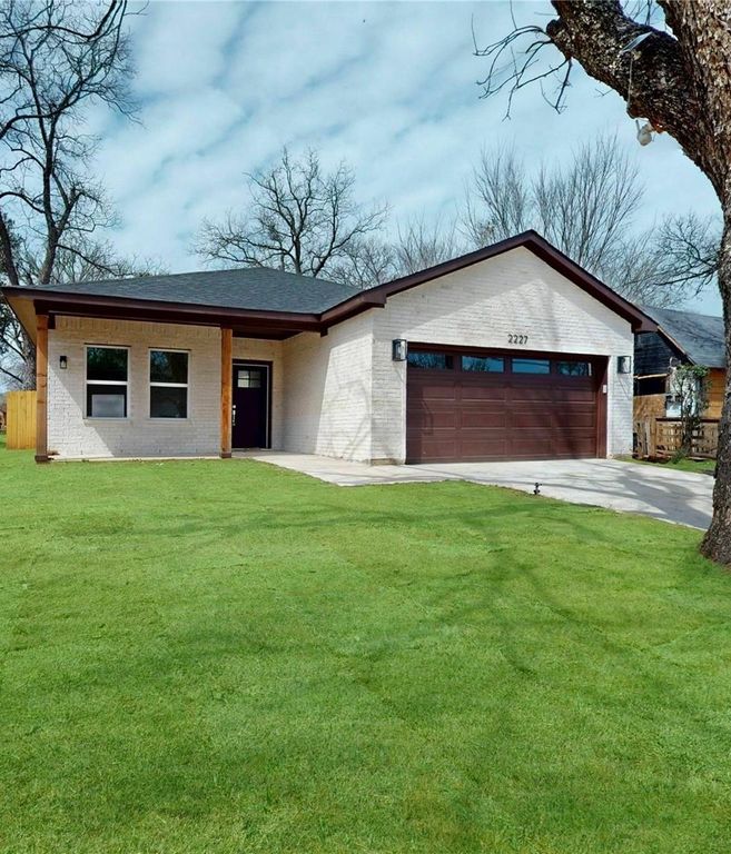 2227 Stoneman Street, Dallas, TX 75215