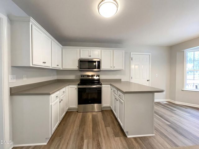 100 Broken Lance Drive, Youngsville, NC 27596