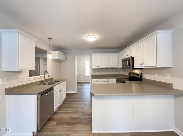 100 Broken Lance Drive, Youngsville, NC 27596