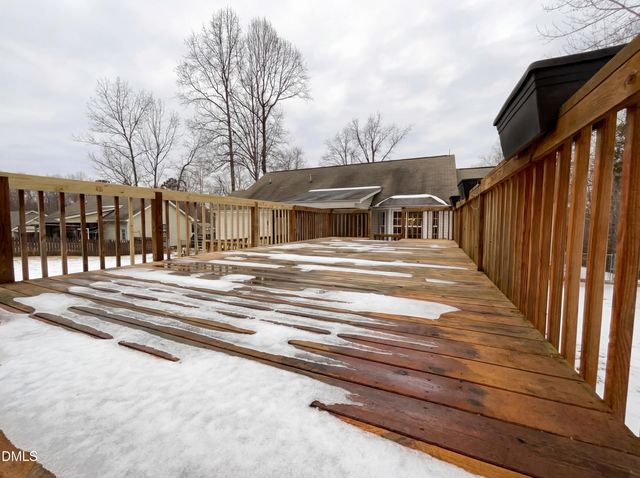 100 Broken Lance Drive, Youngsville, NC 27596