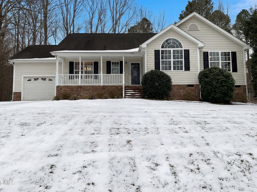 100 Broken Lance Drive, Youngsville, NC 27596