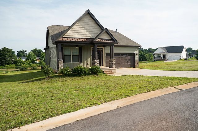 1 Skinner Court, Piedmont, SC 29673