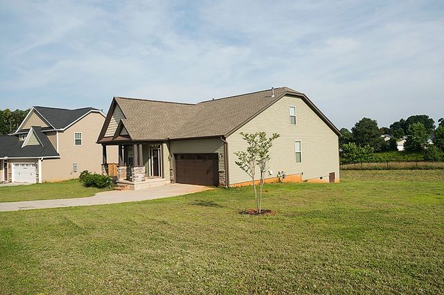 1 Skinner Court, Piedmont, SC 29673