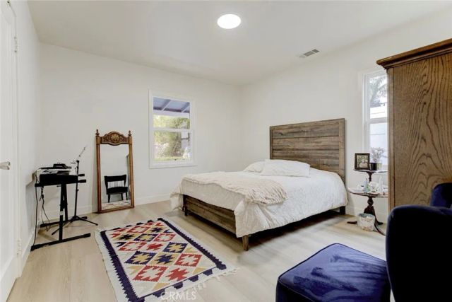 11350 Orcas, Sylmar, CA 91342