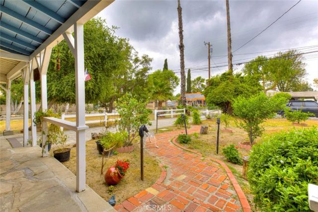 11350 Orcas, Sylmar, CA 91342