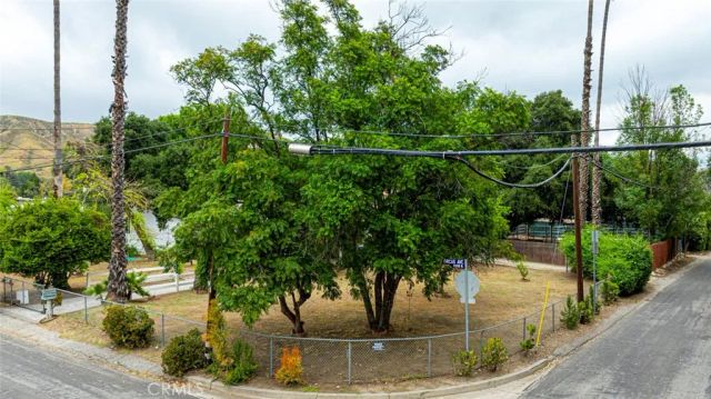 11350 Orcas, Sylmar, CA 91342