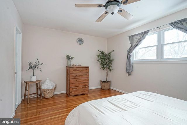 1113 CRANE DR, Cherry Hill, NJ 08003